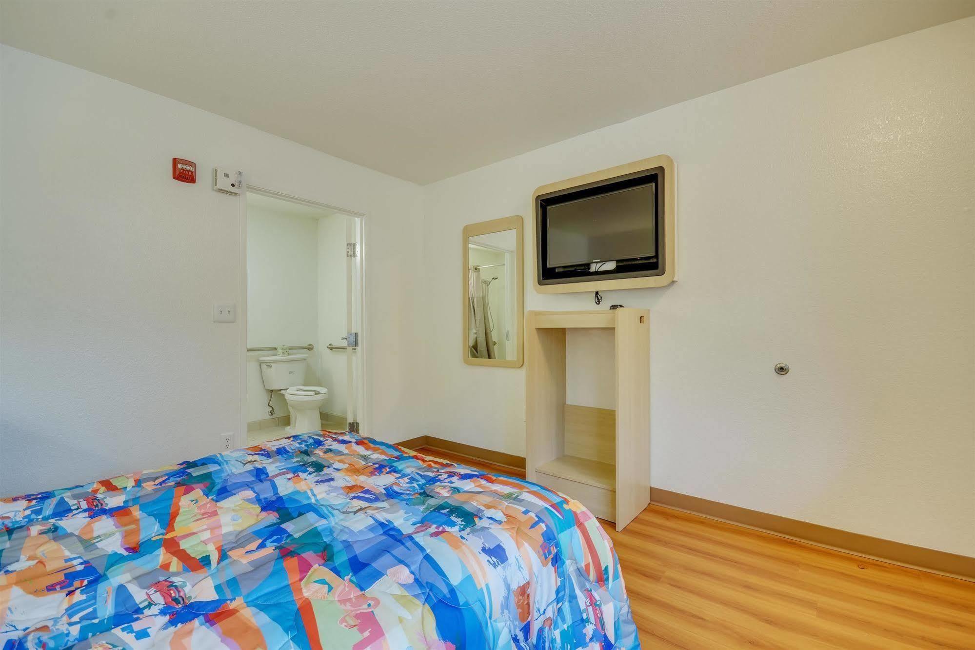 Motel 6-Tuscaloosa, Al エクステリア 写真